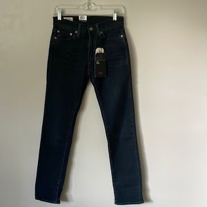 NWT Levi’s 511 slim premium denim 28x32 jeans 👖